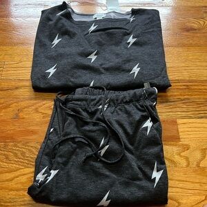 Brand new w/ tag Jenni jogger PJ set charcoal with white lighting bolts, size S